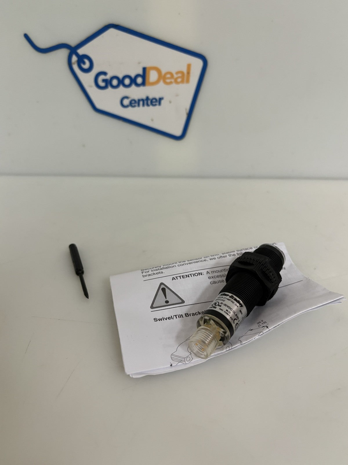 ALLEN BRADLEY DIFFUSE SENSOR 42CA-DIMPAE-D4 SERIES C