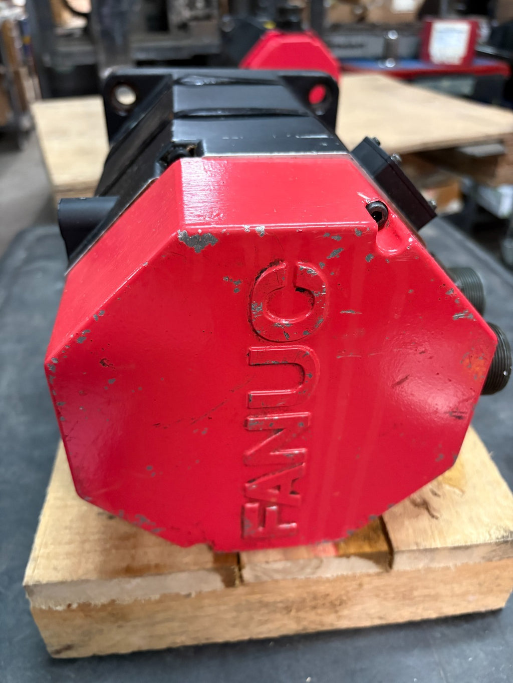 GE FANUC SERVO MOTOR MODEL 10 TYPE A06B-0501-B031