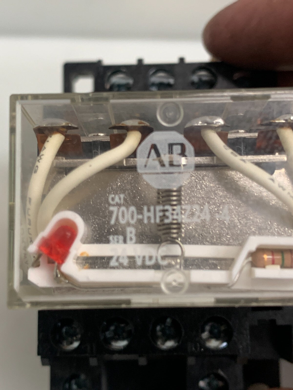 ALLEN-BRADLEY 700-HF34Z24-4 Ser.B  Fuse   w/700-HN139 Fuse Holder Ser.A