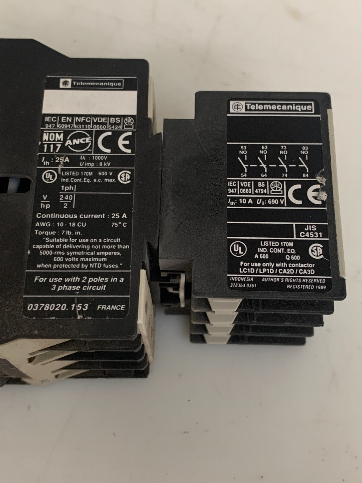 TELEMECANIQUE MOTOR CONTACTOR LC1 D09 10 W/LA1 DN 40
