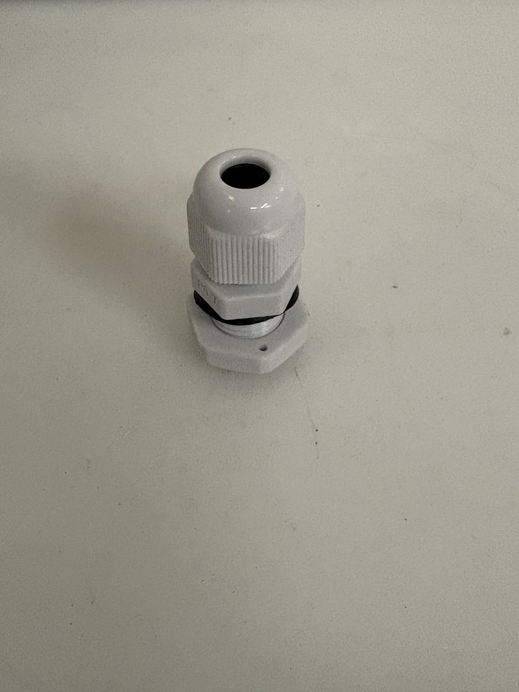 BUD INDUSTRIES CABLE GLAND 3.05-6 1MM PG7 #IPG-22274-G 75+/BAG
