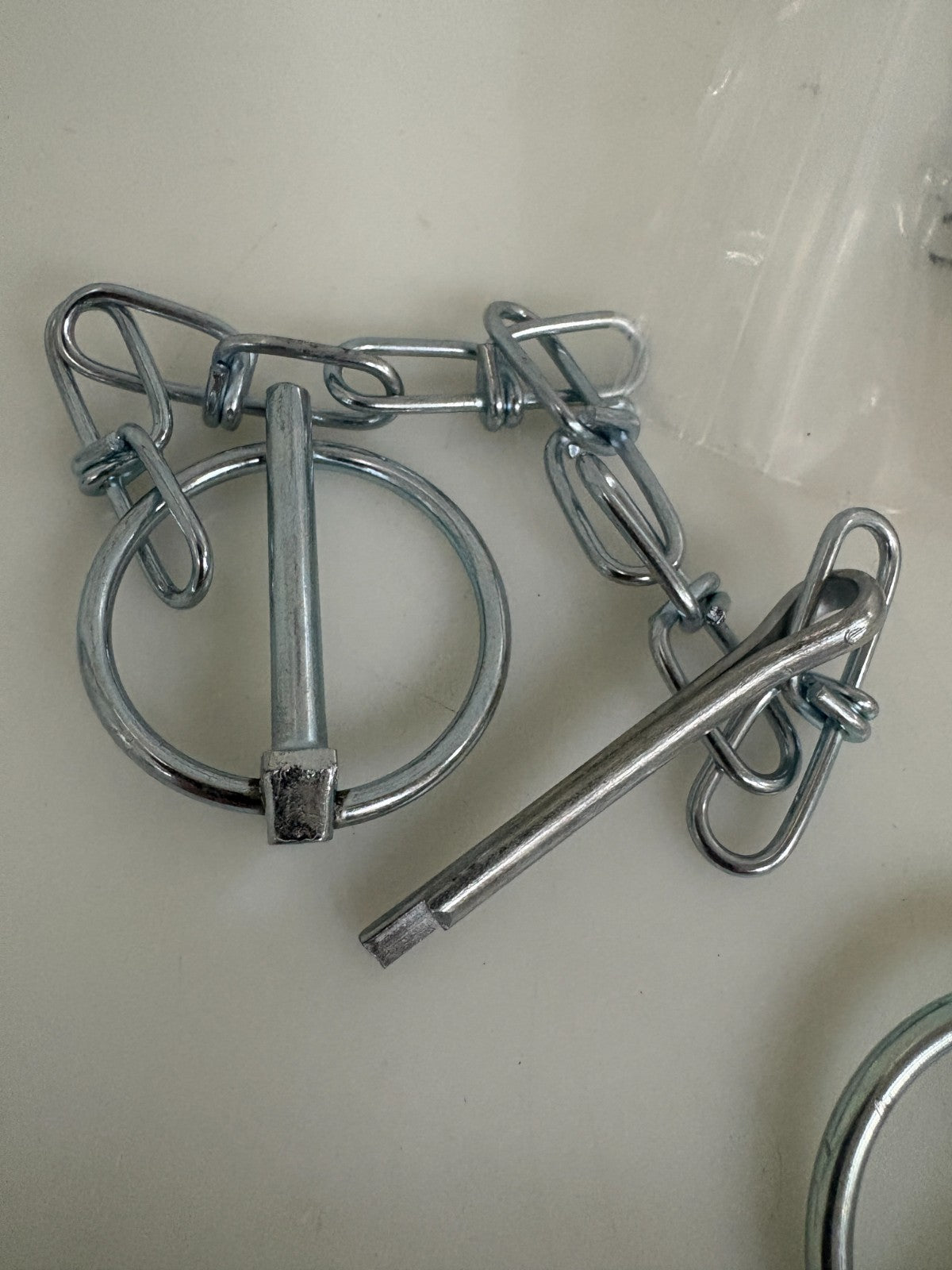 LOT OF 6 LYNCH PIN W/CHAIN & COTTER 3/16" X 1 1/4"1