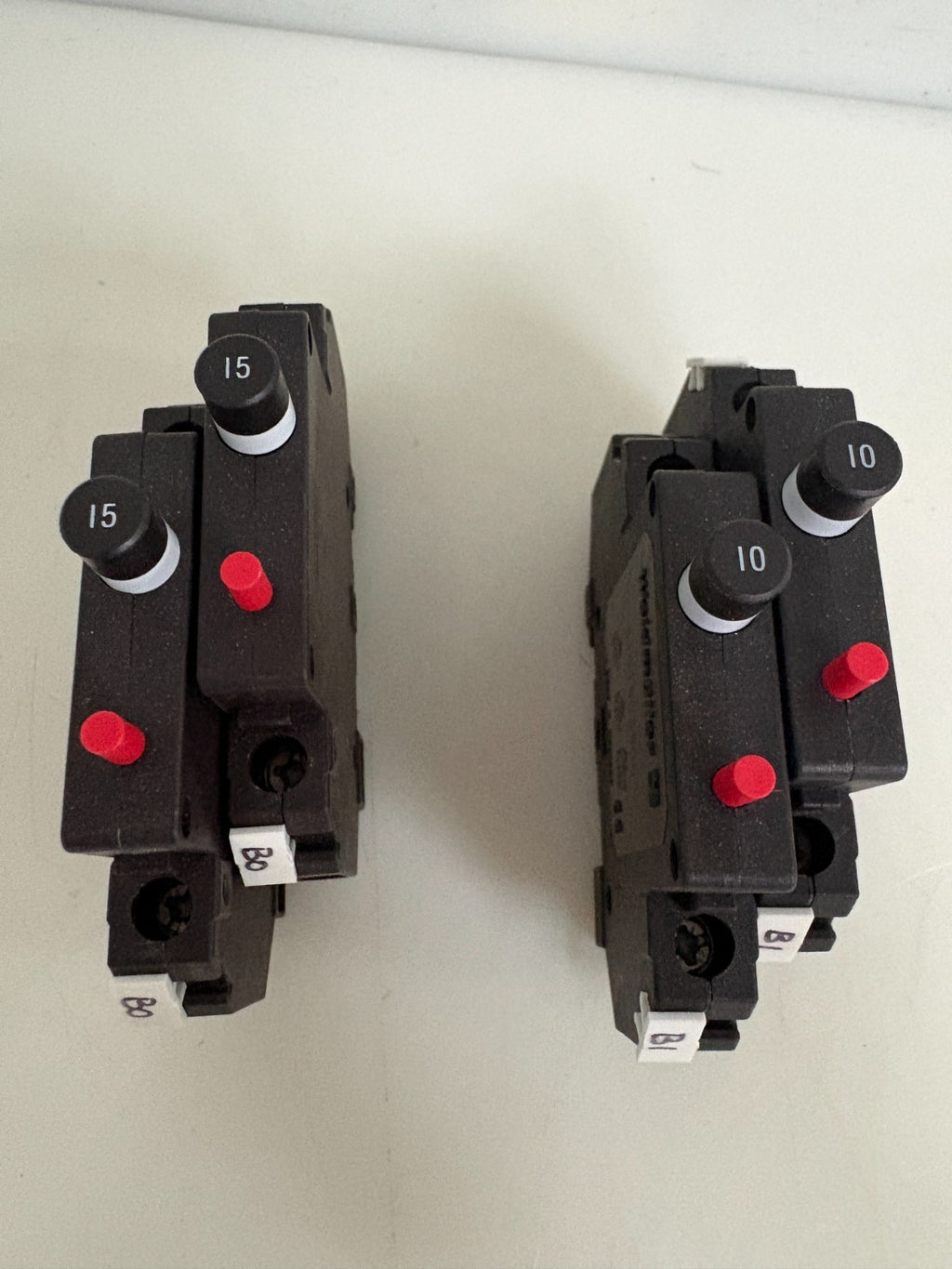 WEIDMULLER CIRCUIT BREAKER MIX LOT 9101903500 2X 10 AMP 2X 15AMP1