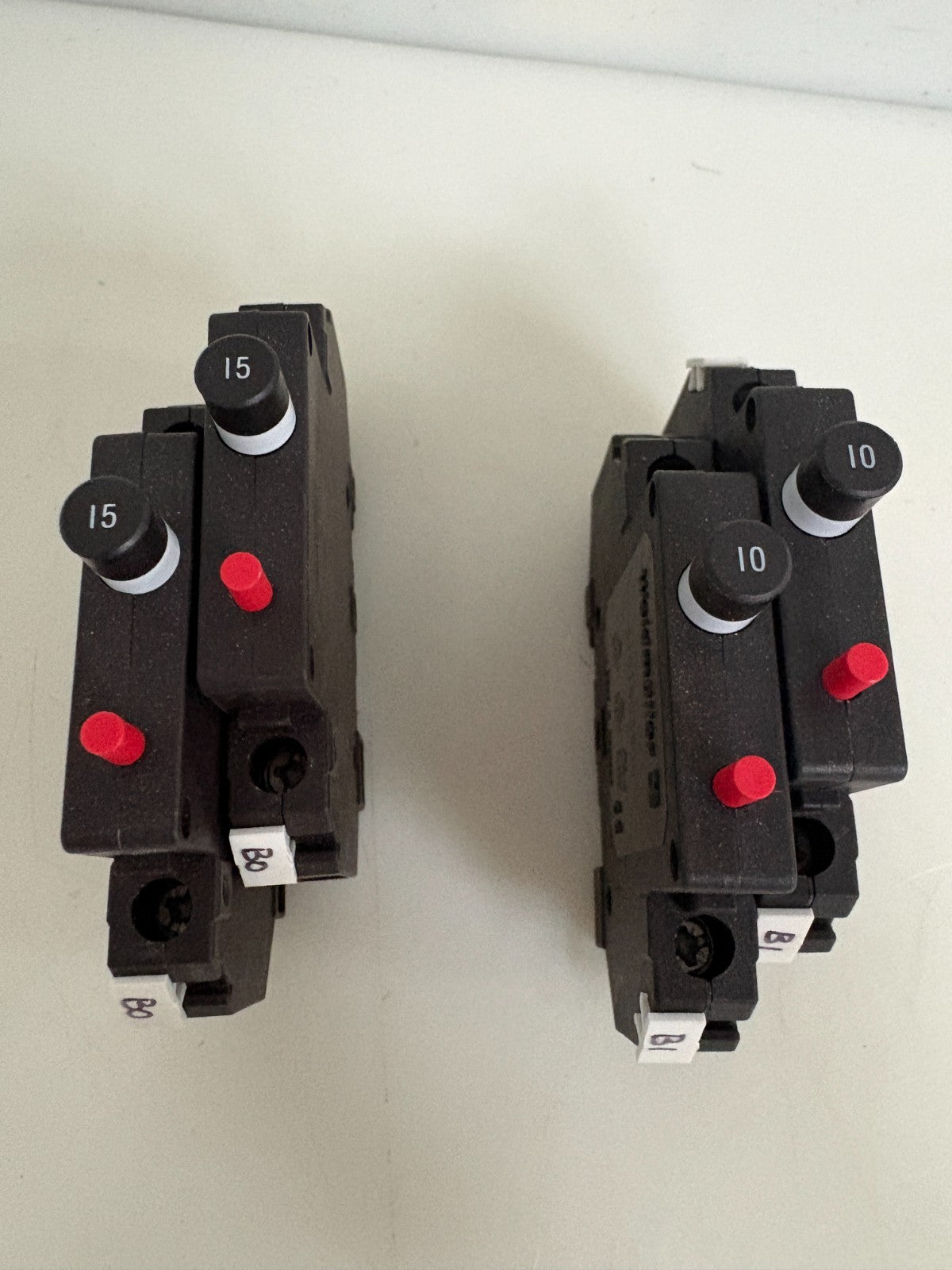WEIDMULLER CIRCUIT BREAKER MIX LOT 9101903500 2X 10 AMP 2X 15AMP1