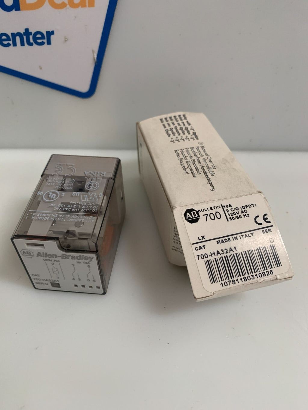 ALLEN BRADLEY  10A Relay  700-HA32A1  Serie D  (Lot of 2)1