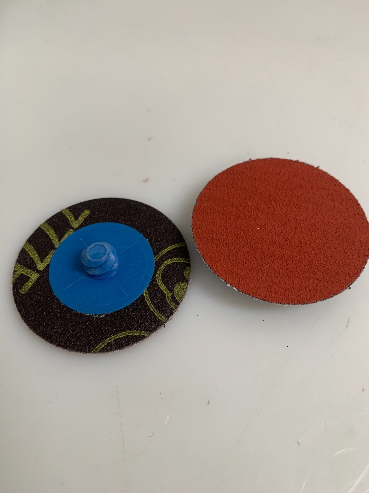 3M  Roloc P100 Sanding Disc  #80508  6TR777F  (Box of 39)1