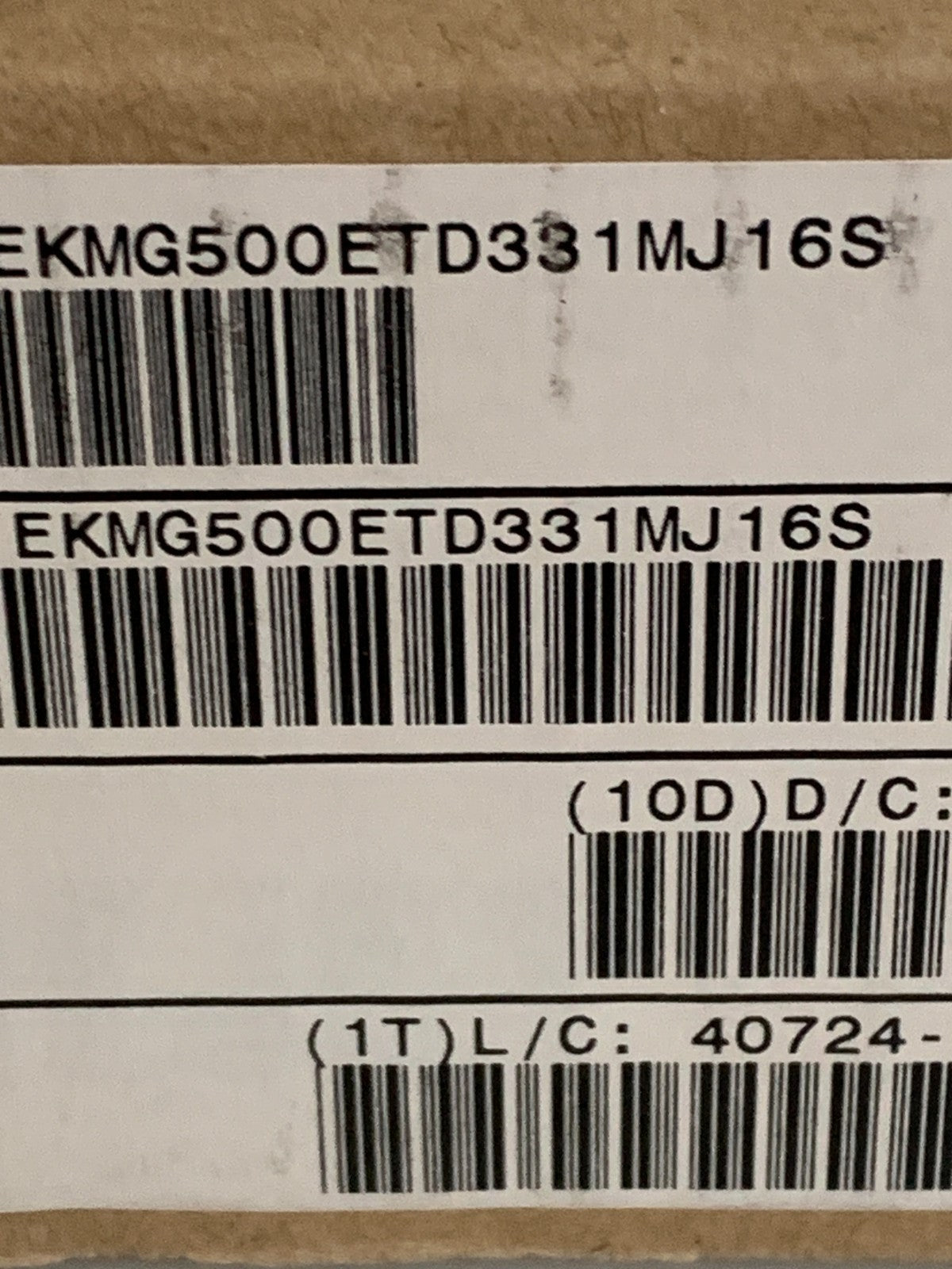 CHEMI CON ALUMINIUM ELECTROLYTIC CAPACITORS 50V EKMG500ETD331MJ16S3