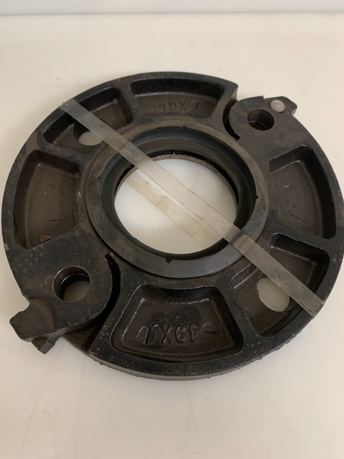 VICTAULIC GROOVED FLANGE ADAPTER W/GASKET