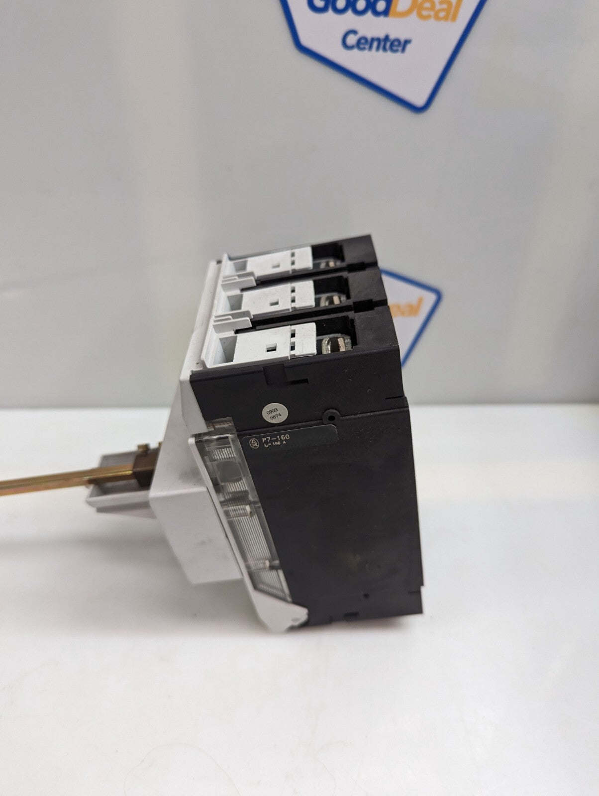 Moeller P7-160 circuit breaker with rotary drive