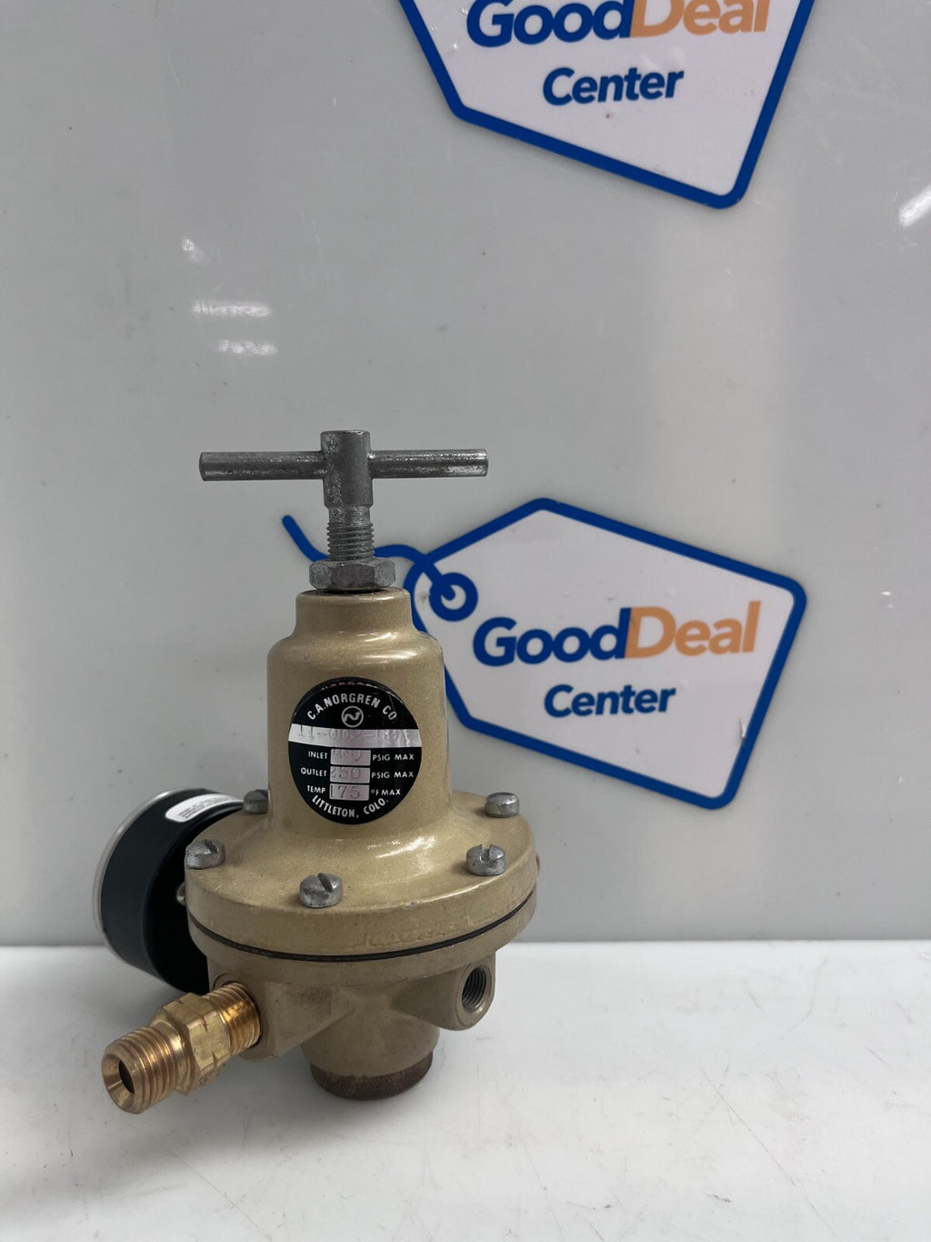 NORGREN 11-002-581 Precision Pressure Regulator w/Brass Fitting & PSI Gauge0