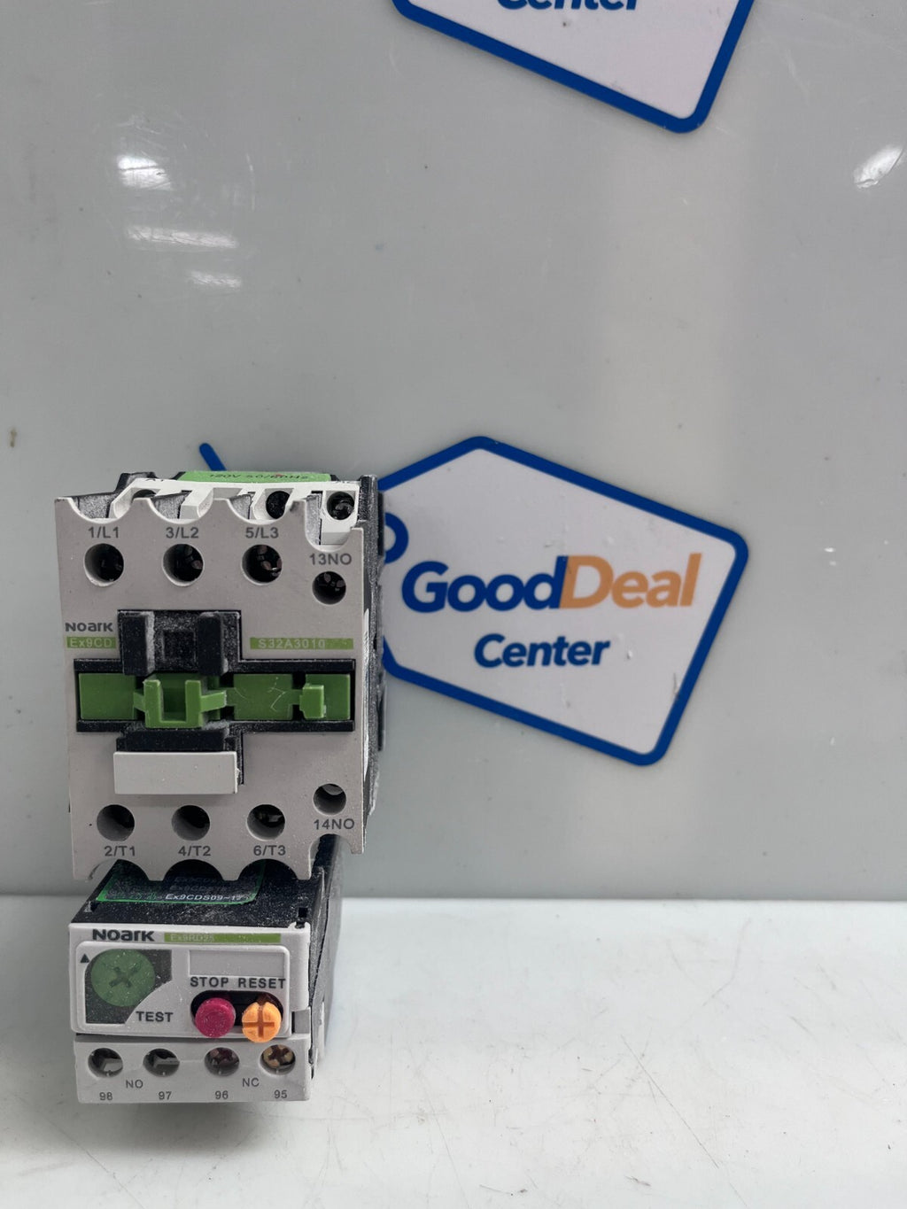 NOARK EX9CDS32 Contactor w/NOARK EX9RD25 Thermal Overload Relay