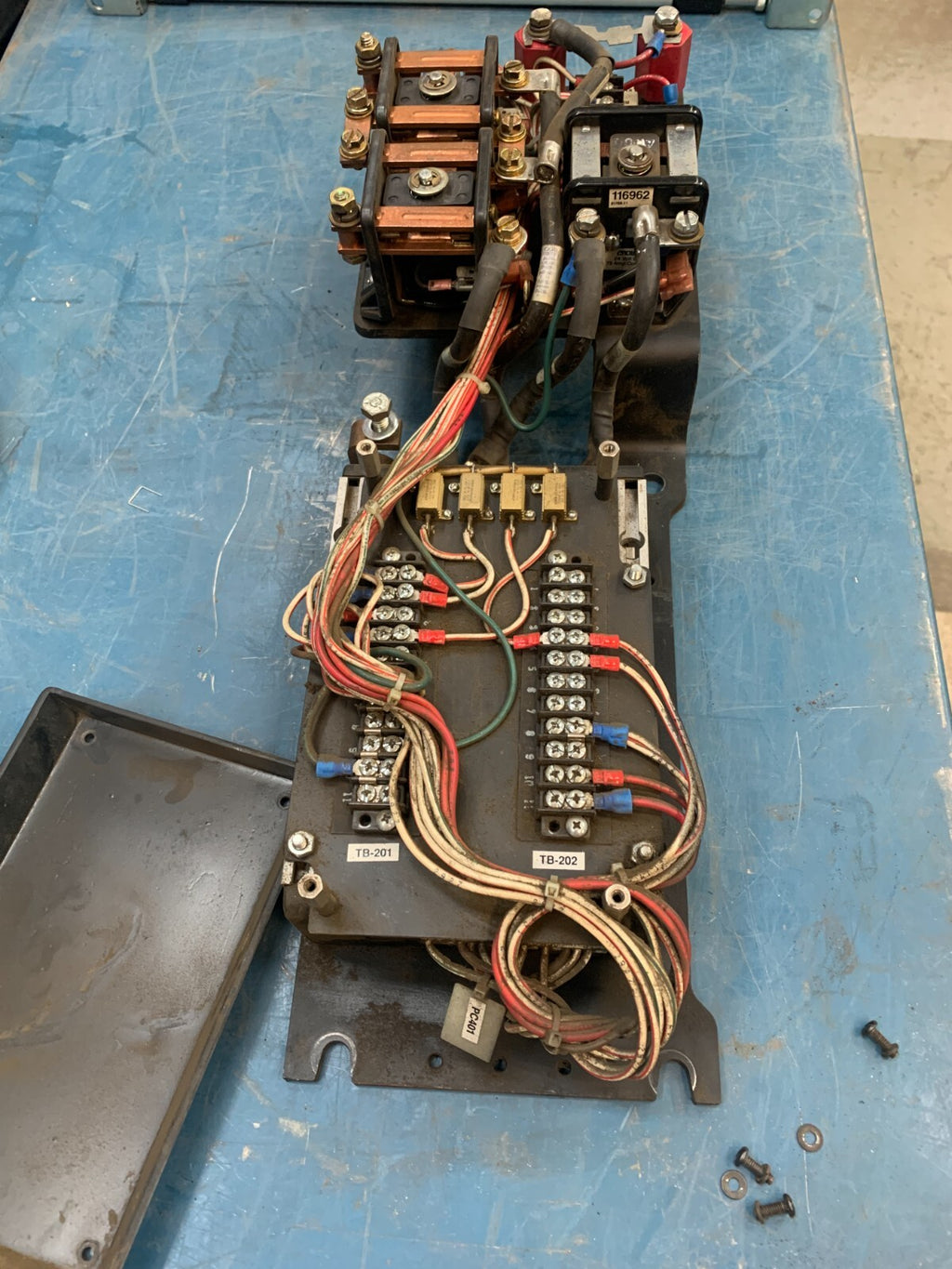 Crown PC 401 Control Board on support rack and 3 24V contactor 165962