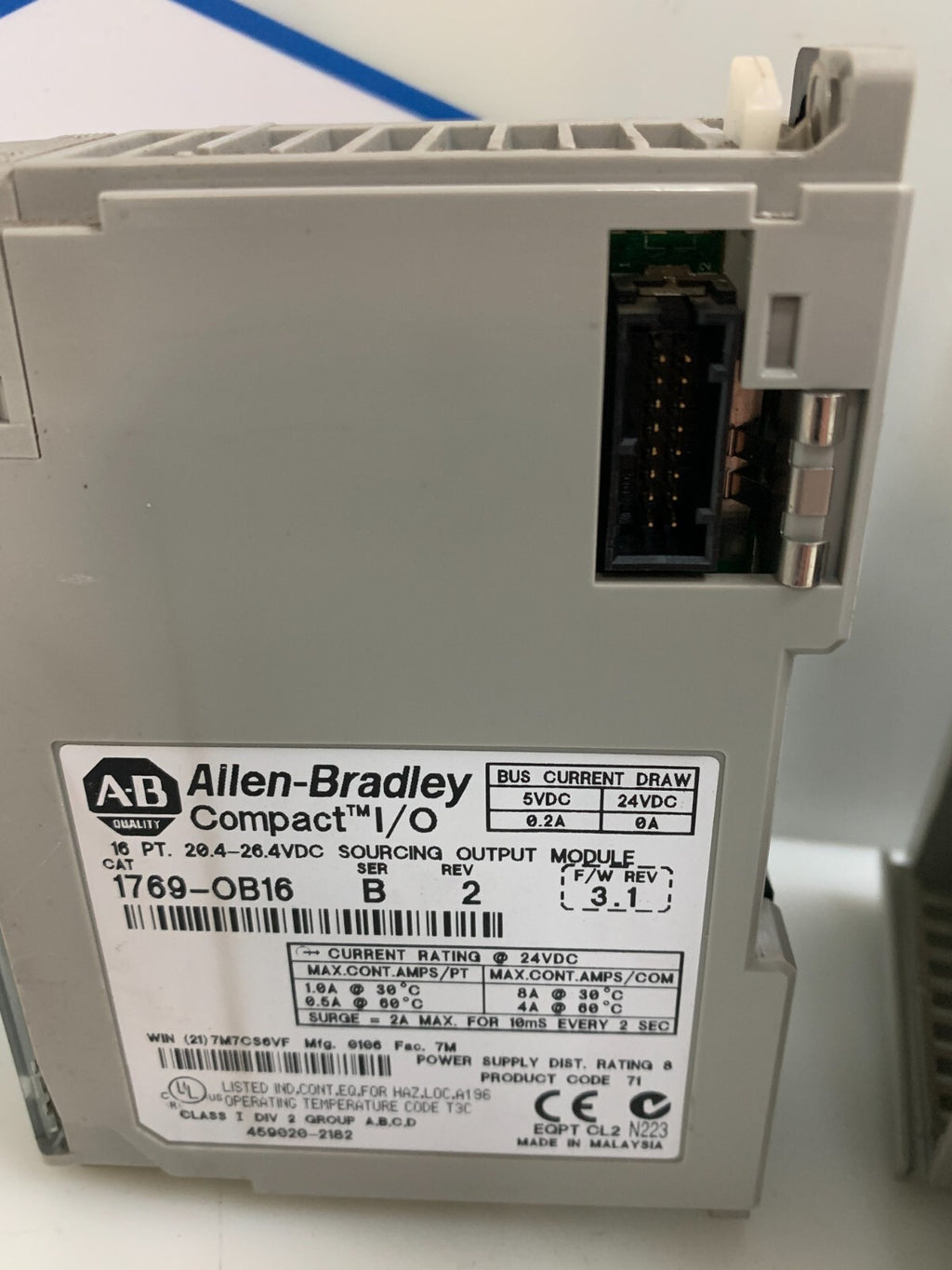 Allen-Bradley 1769-OB16 Series B Rev. 2 Output Module