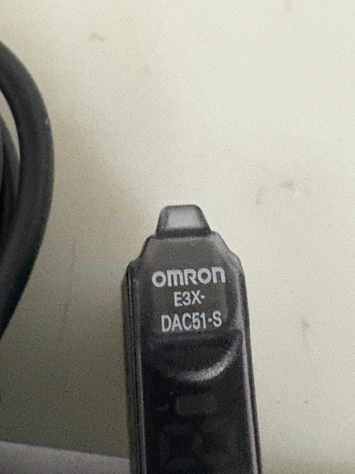 OMRON OPTICAL FIBER SENSOR E 3X-DAC51-S2