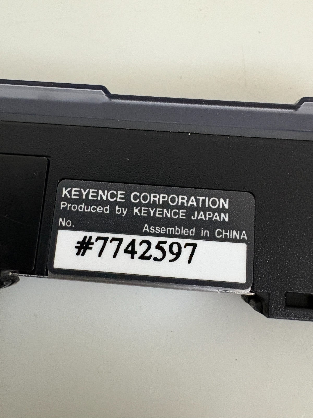 KEYENCE DIGITAL FIBER OPTIC SENSOR AMPLIFIER FS-V31CP3