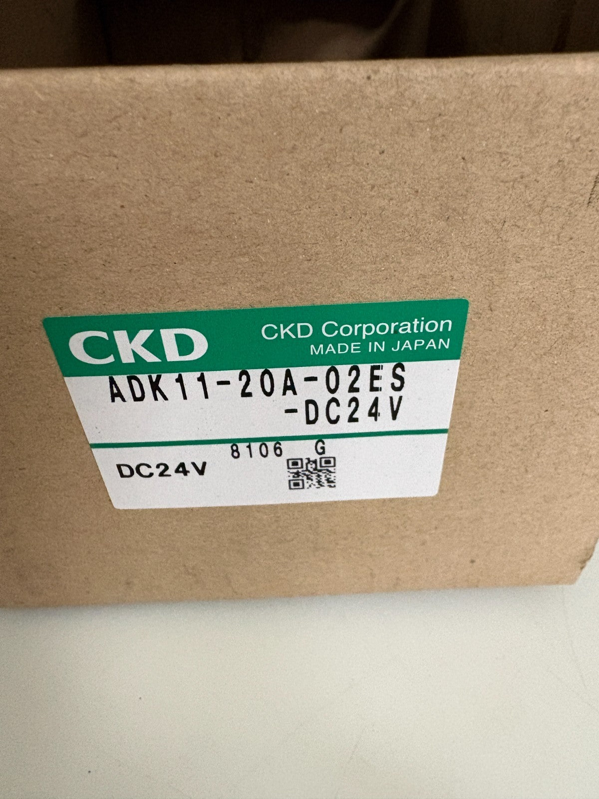 CKD SOLENOID VALVE ADK 11-20A-02ES-DC24V 3