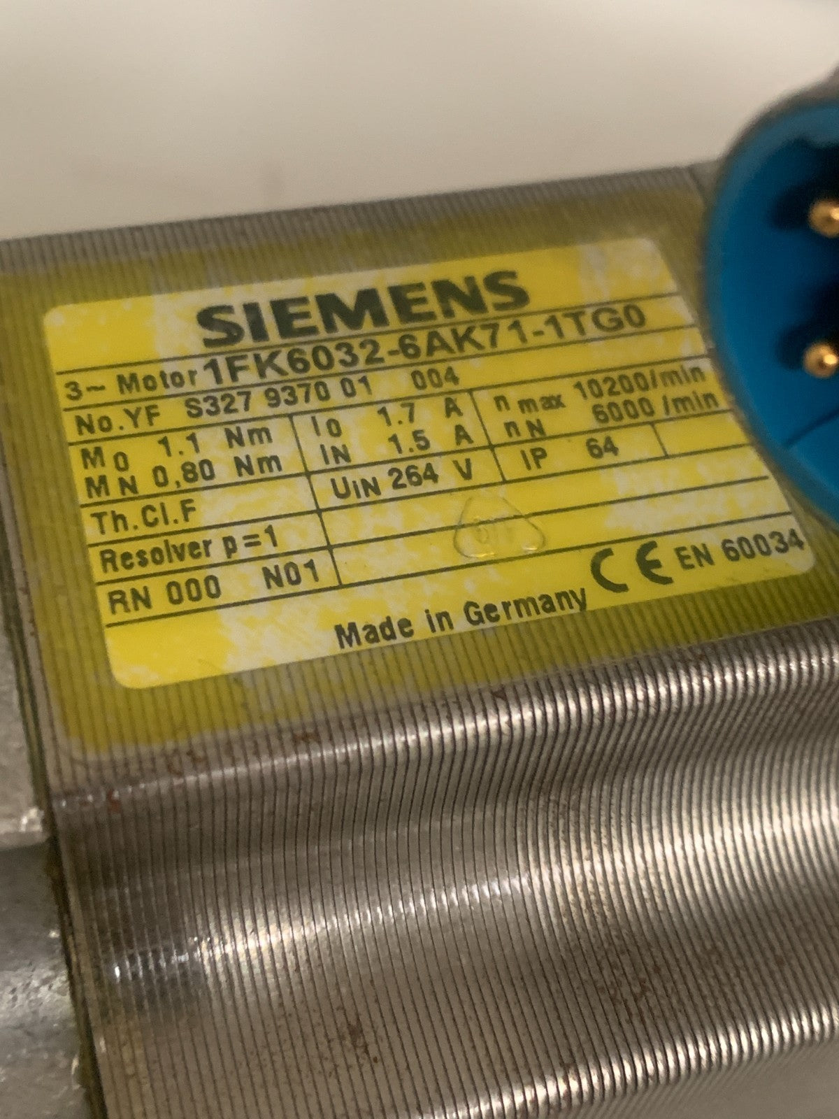 SIEMENS SERVO MOTOR 3-MOTOR 1FK6032-6AK71-1TG0