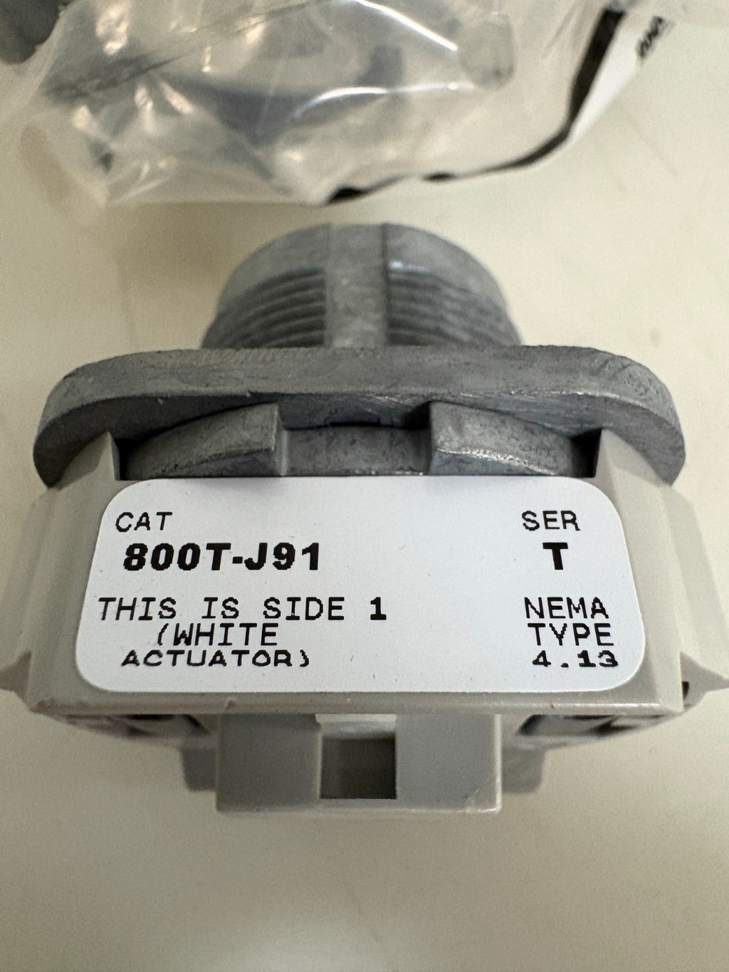 LOT OF 2 ALLEN BRADLEY 3 P0SITION SOLECTOR SWITCH 800T-J913
