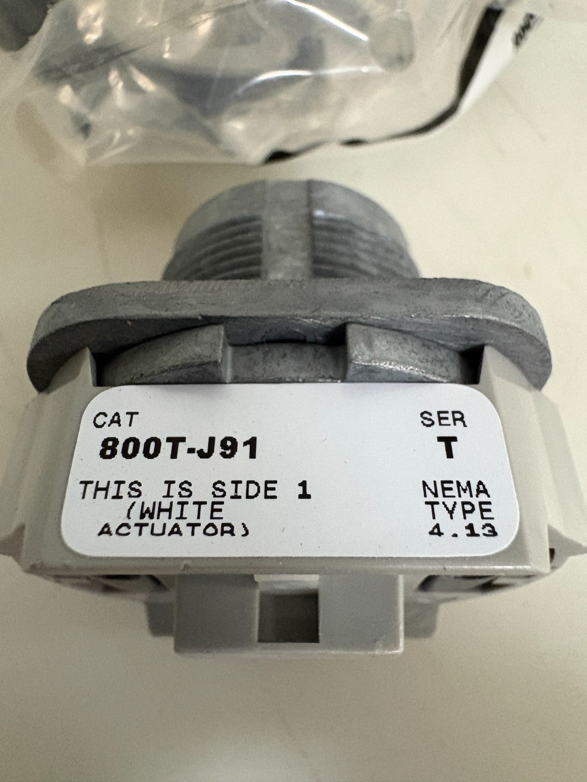 LOT OF 2 ALLEN BRADLEY 3 P0SITION SOLECTOR SWITCH 800T-J913