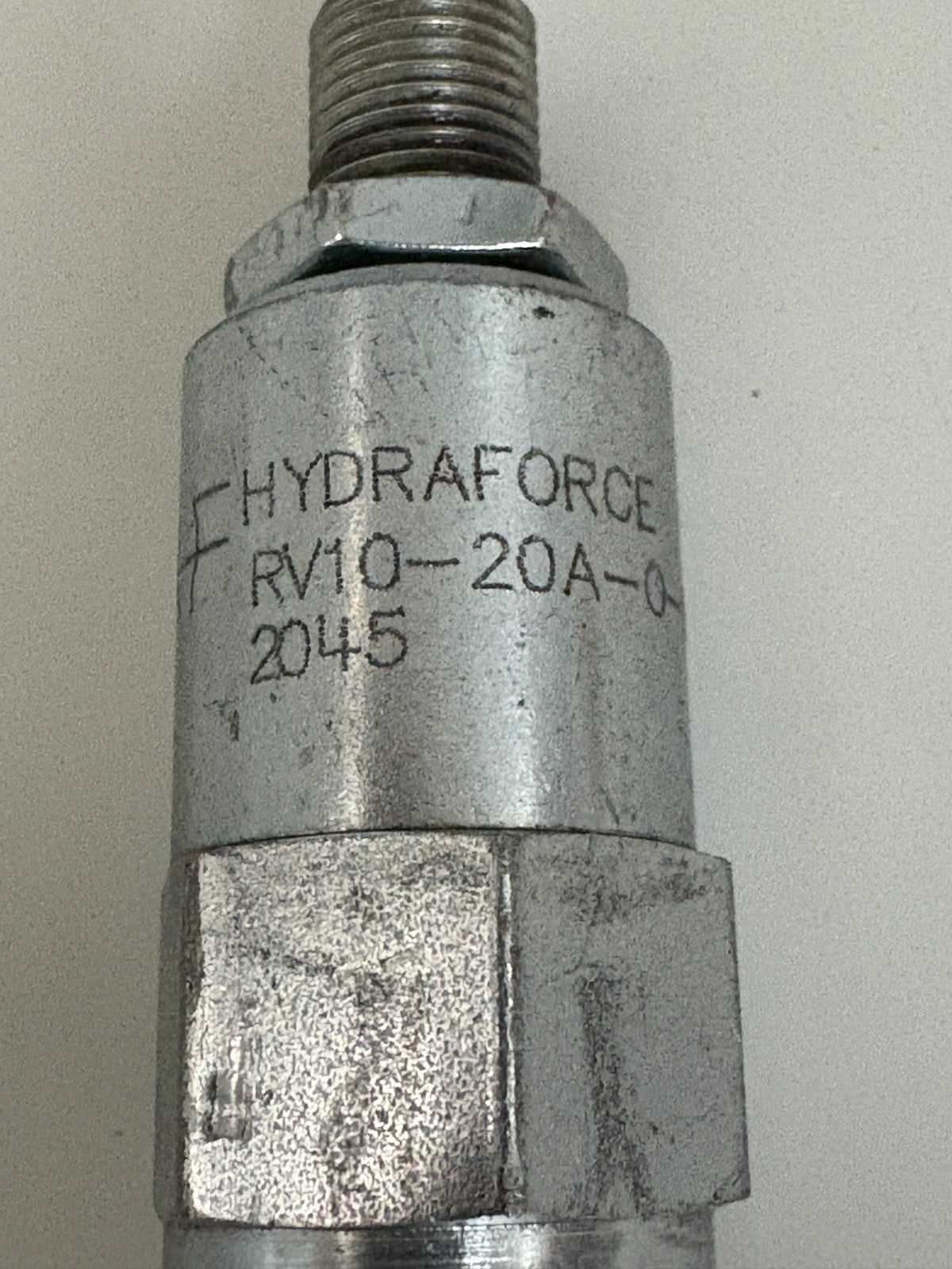 LOT OF 2 HYDRA FORCE HYDRAULIC RELIEF VALVE RV10-20A-0-N-33