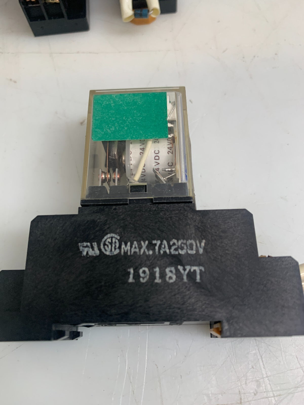 OMRON MY2N-MKK 8 Pin Relay  w/Holder  (Lot of 5)