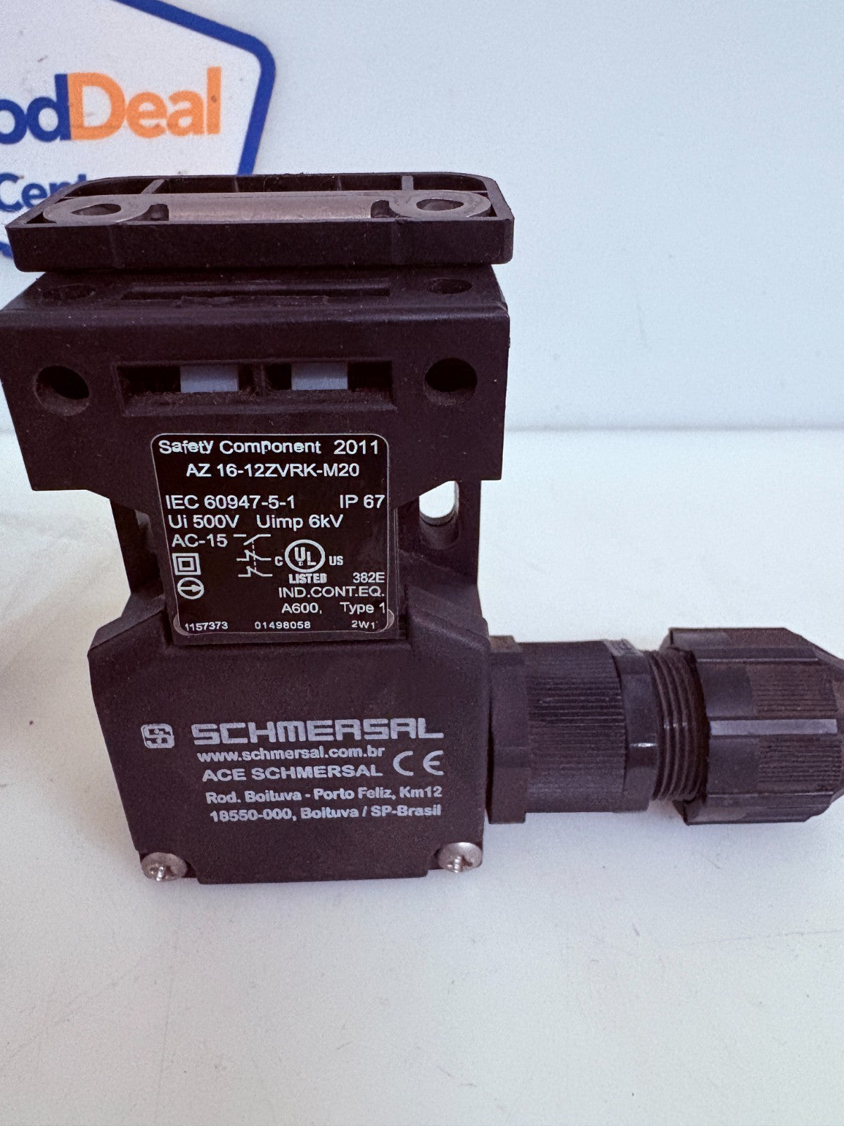 LOT OF 4 SCHMERSAL SAFETY INTERLOCK SWITCH AZ 16-12ZVRK-M201
