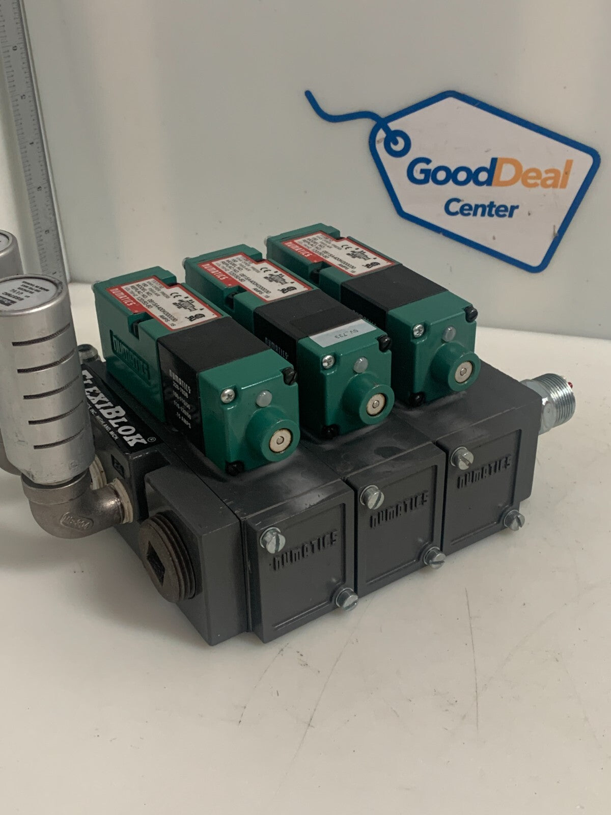 NUMATICS 4 WAY 2 POSITION SOLENOID AIR CONTROL VALVE 081SA 400 K 0000 30 (3) ON