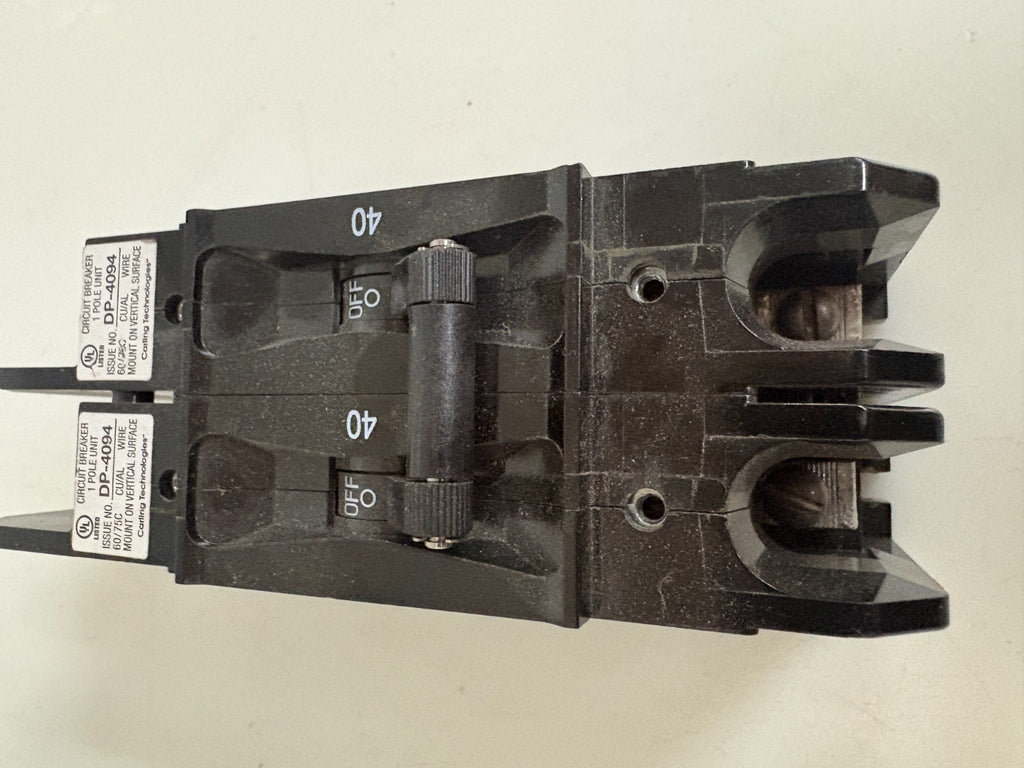 CARLING TECHNOLOGIES 40 AMP BREAKER EA2-B0-26-640-42E-DC DOUBLE BREAKER2