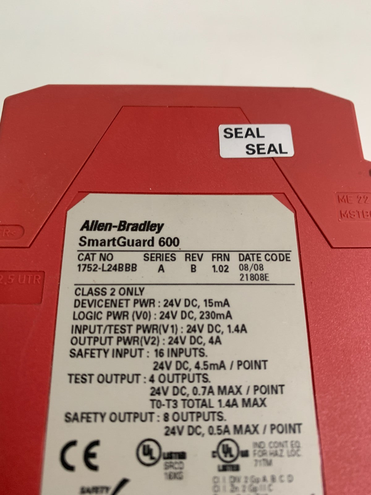 ALLEN BRADLEY SMART GUARD 600 PLC SAFETY CONTROLLER 1752-L24BBB SER A REV B4