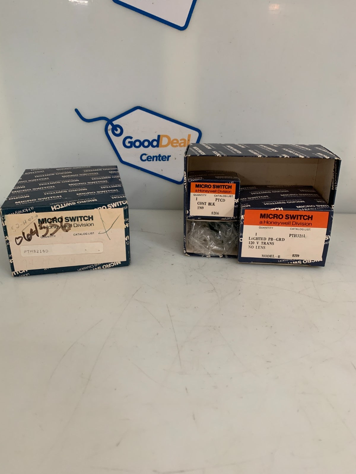 HONEYWELL MICRO SWITCH PTH 3216D KIT COMPOSE OF 1XPTH3211  1XPTCD  1XPTHZ16
