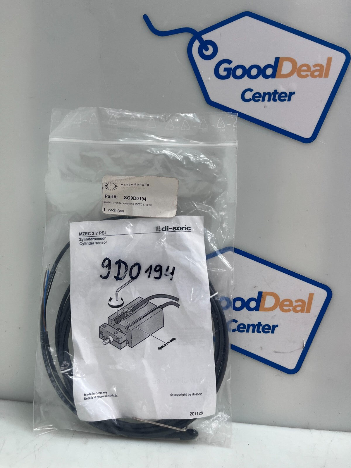 DI-SORIC MZEC 3.7 PSL  Cylinder Sensor SO9D0194 (Lot of 2)