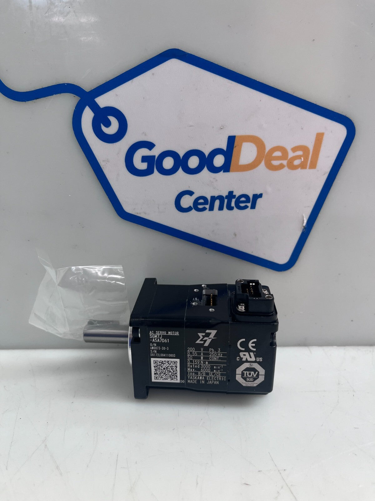 YASKAWA SGM7J-A5A7D61  AC Servo Motor0