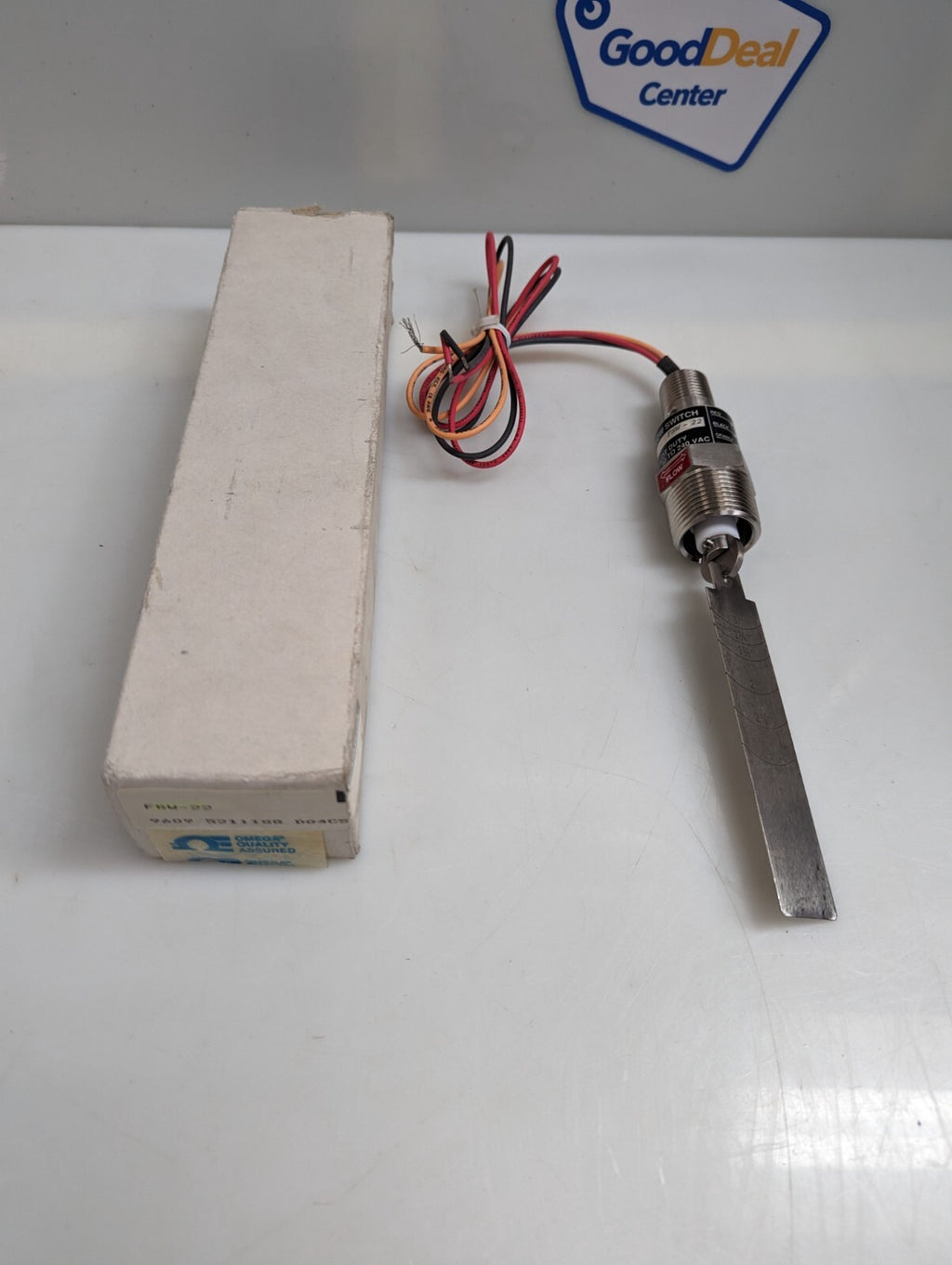 Omega FSW-22 Flow Switch, New open box