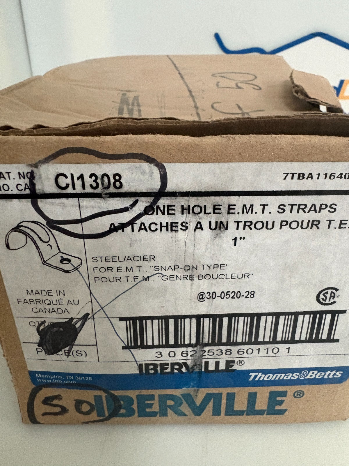ABB THOMAS & BETTS 1" ONE HOLE E.M.T. STRAPS CI1308 50 IN BOX2