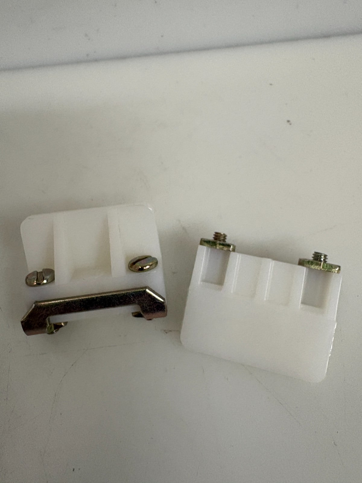 ALLEN BRADLEY TERMINAL BLOCK ACCY HEAVY DUTY END ANCHOR 1492-N23  BOX OF 10