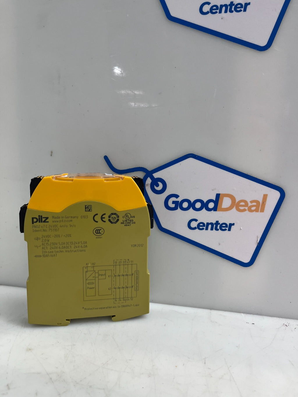 PILZ 751107 PNOZ s7 C 24VDC 4n/o 1n/c Safety Relay (like new)