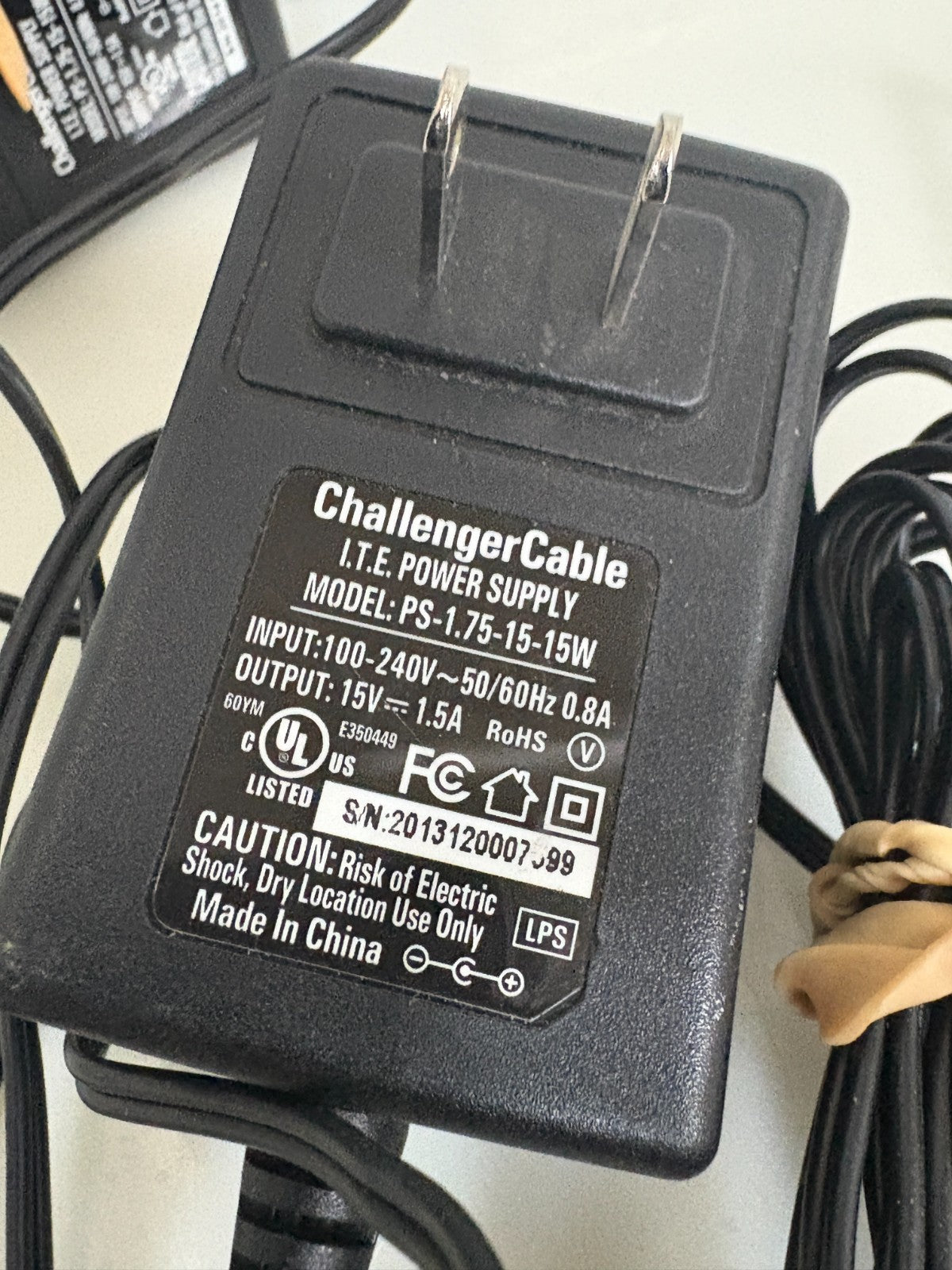 LOT OF 2 CHALLENGER CABLE POWER SUPPLY PS-1.75-15-15W