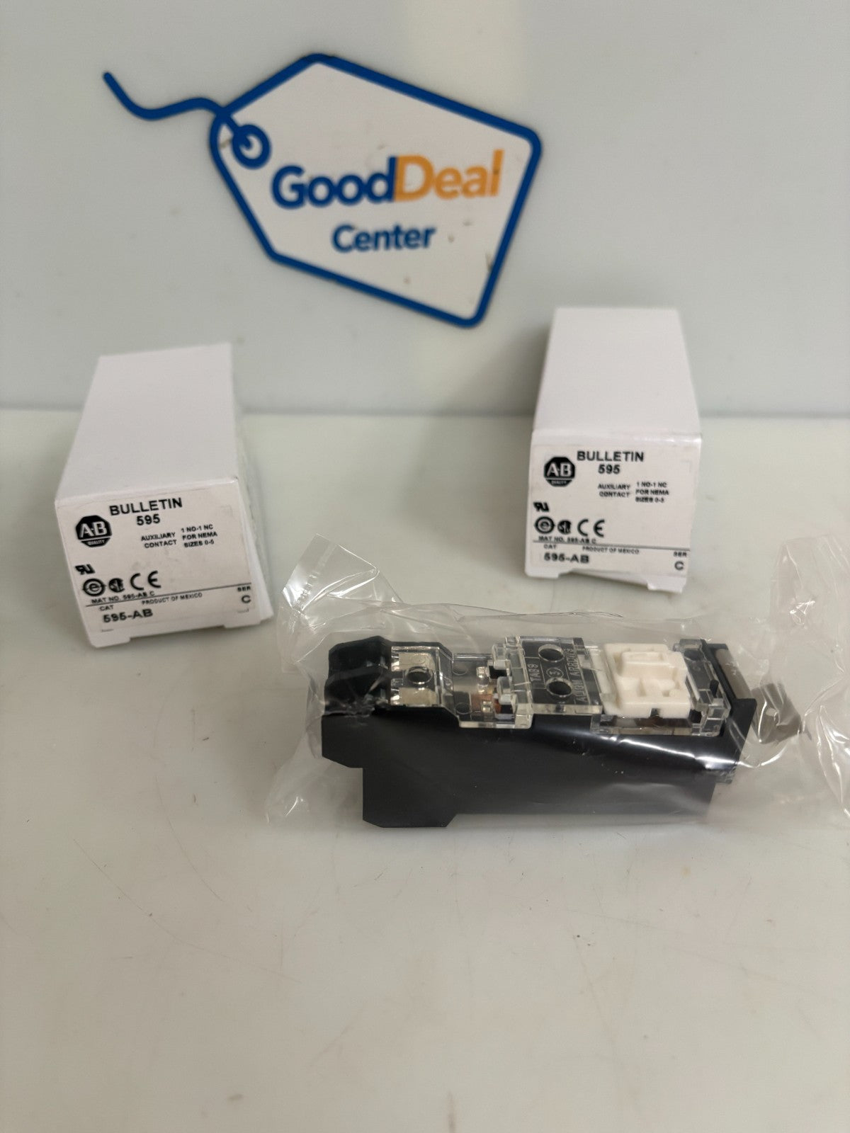LOT OF 2 ALLEN BRADLEY AUXILARY CONTACT 595-AB