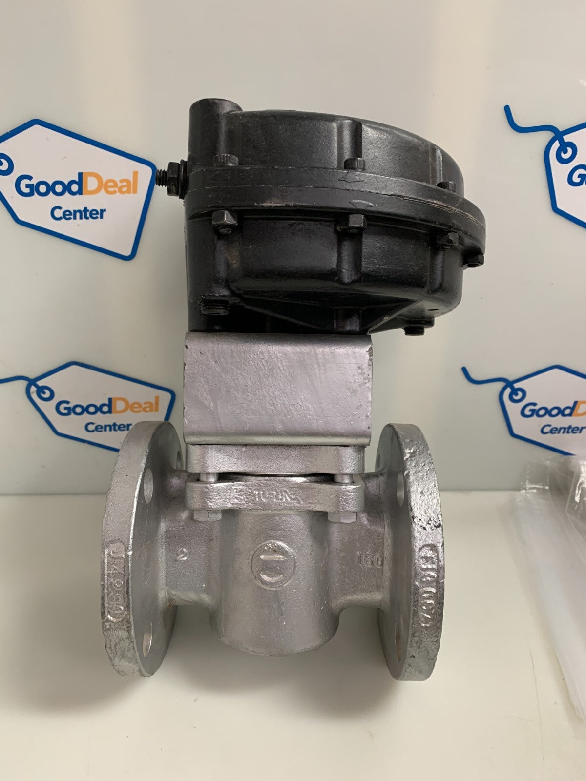 Continental Tufline SSteel CF8M Valve FIG 087 J4280 2" w/ Actuator no tag/plate