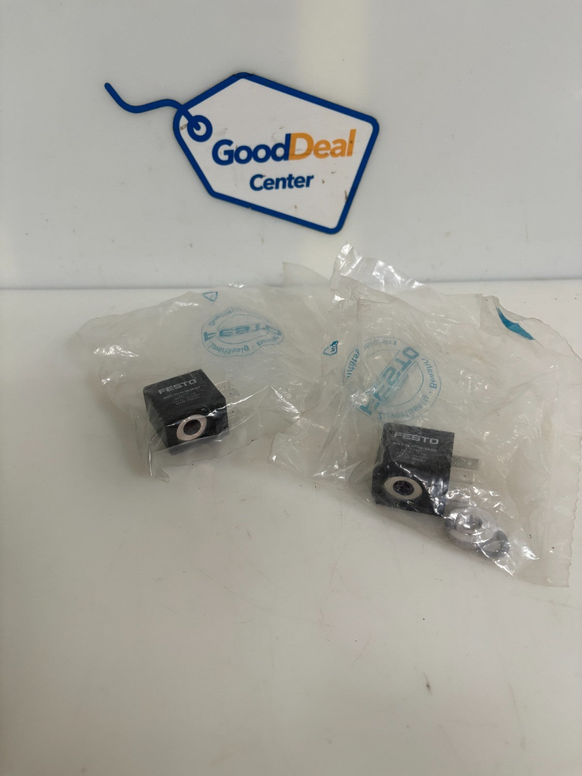 LOT OF 2 FESTO SOLENOID 34411 MSFG-24/42-50/60-OD0