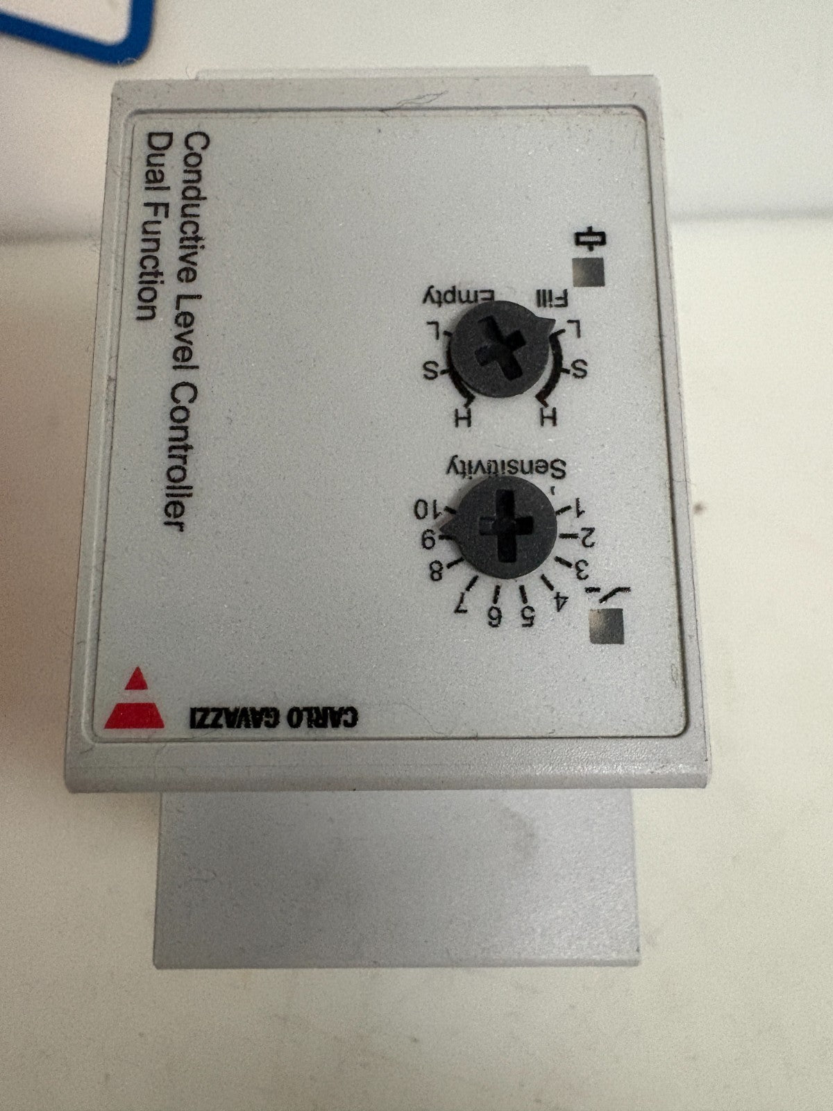 CARLO GAVAZZI 2 POINT LEVEL CONTROLLER W/POTENTIOMETER CLP2EA1C115