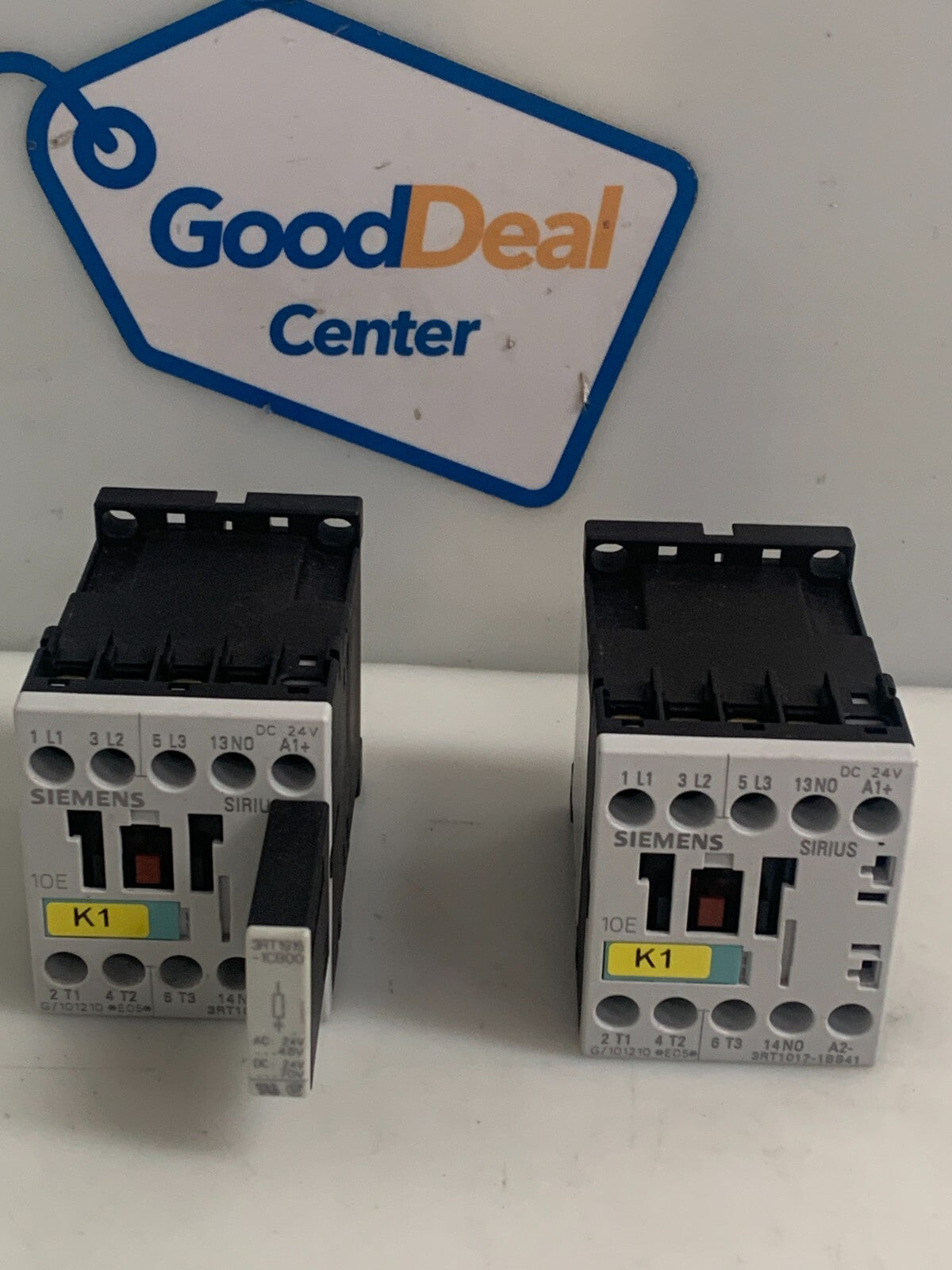 LOT OF 2 SIEMENS SIRIUS 10E CONTACTOR 3RT1017-1BB41