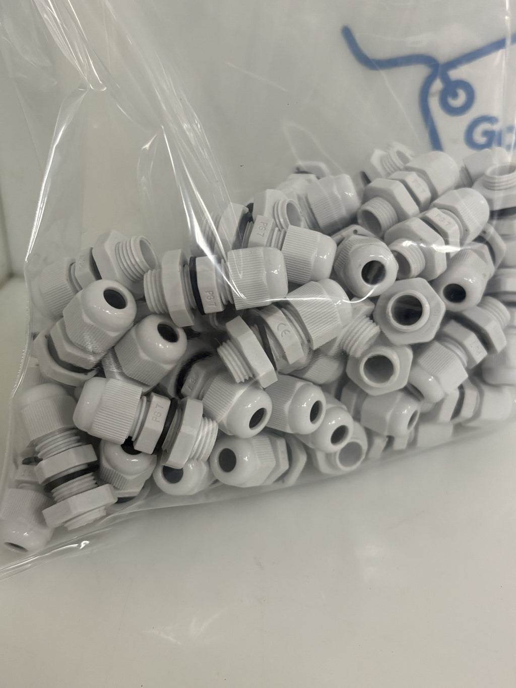 BUD INDUSTRIES CABLE GLAND 3.05-6 1MM PG7 #IPG-22274-G 75+/BAG0