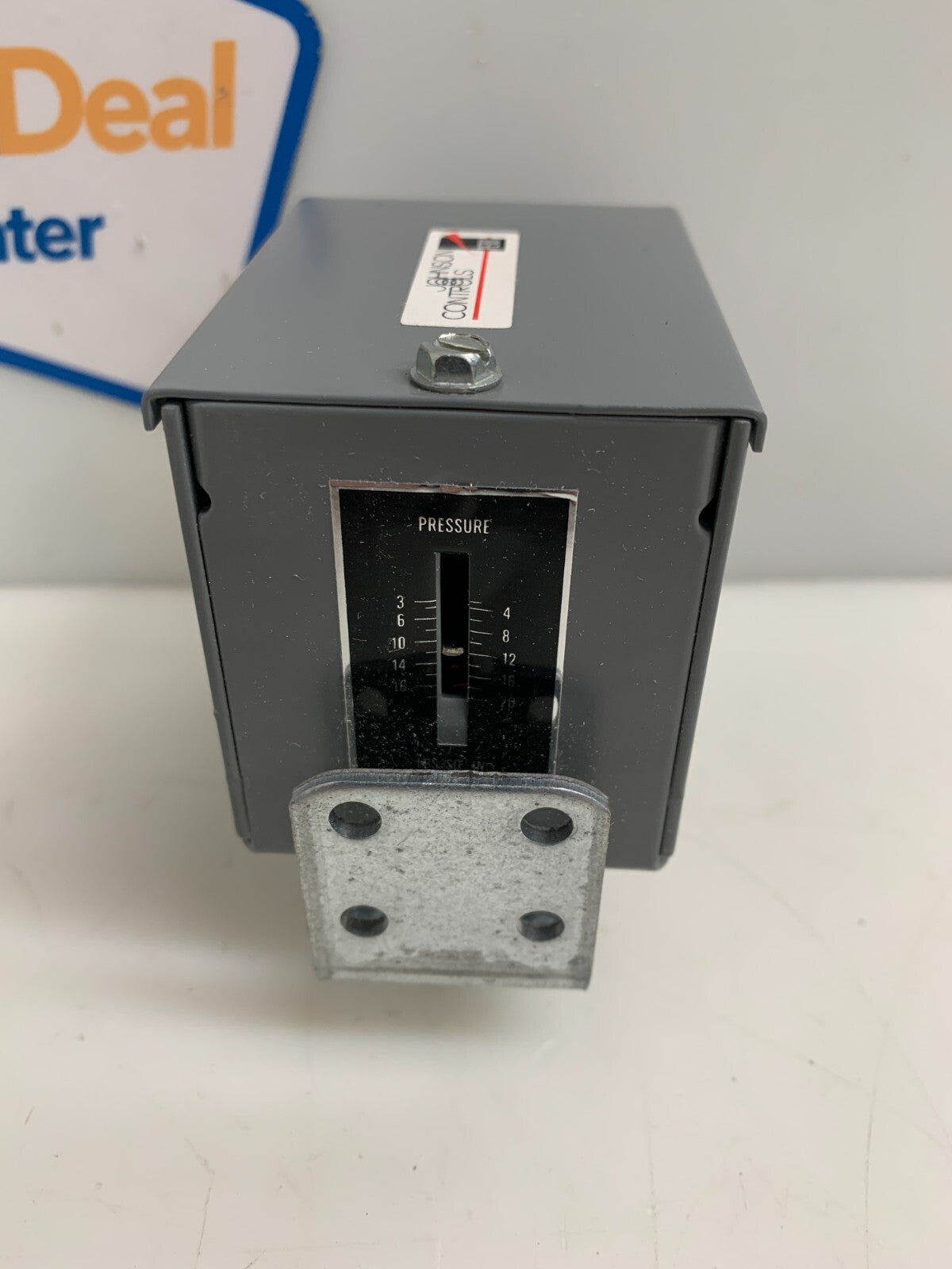 P10BJ-1C Johnson Controls Low Range Pressure Control