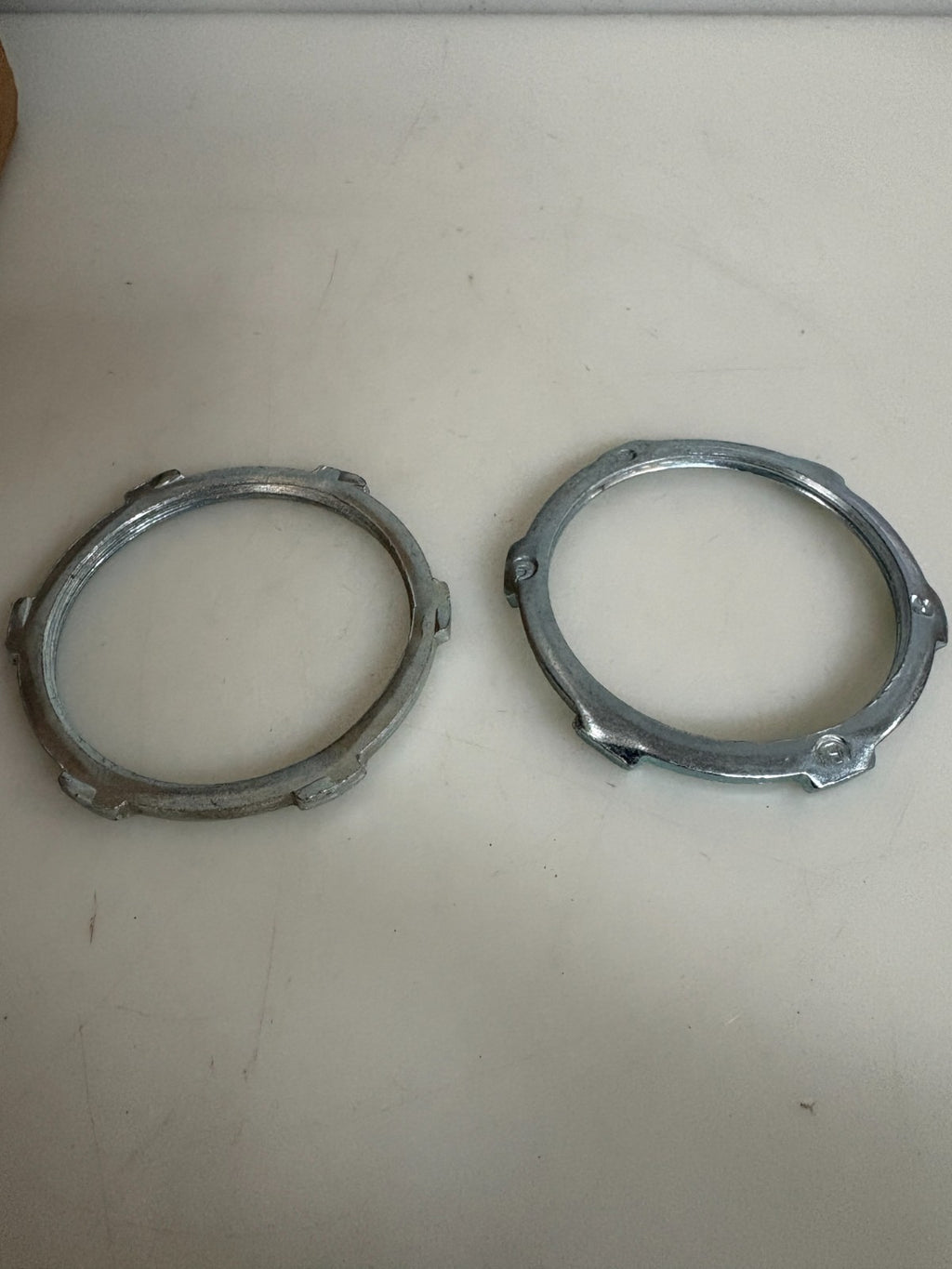 LOT OF 50 BRIDGEPORT 2" ZINC PLATED STEEL CONDUIT LOCKNUT #106-S