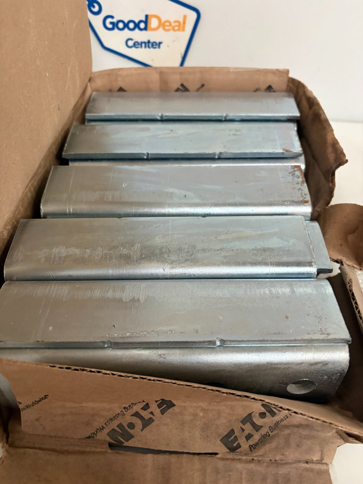 EATON B LINE ZINC PLATED CLOVIS FOR B22 OR B5 B172ZN 10 PER BOX3