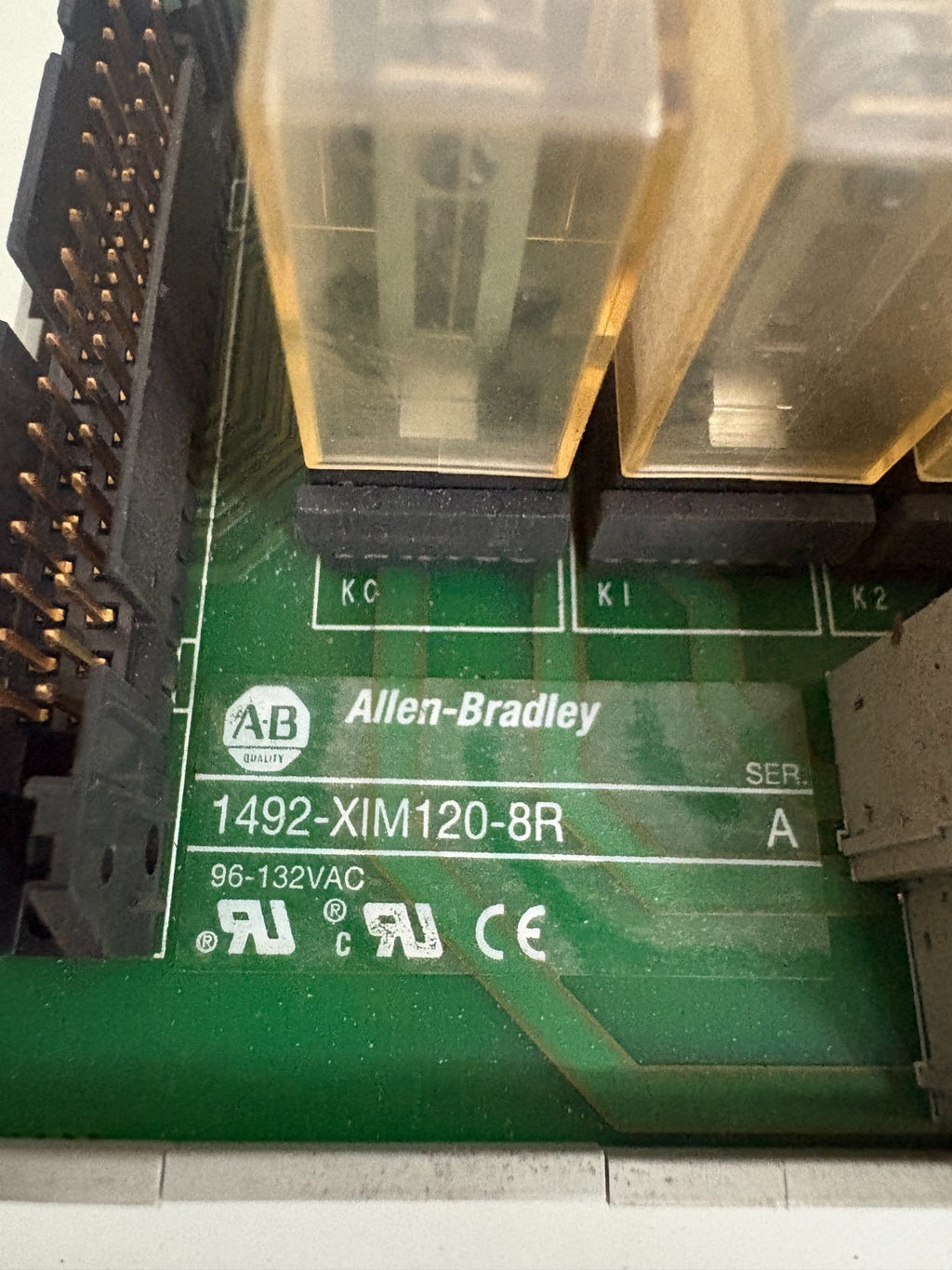 ALLEN BRADLEY 8 RELAY MODULE 1492-XIM120-BR A