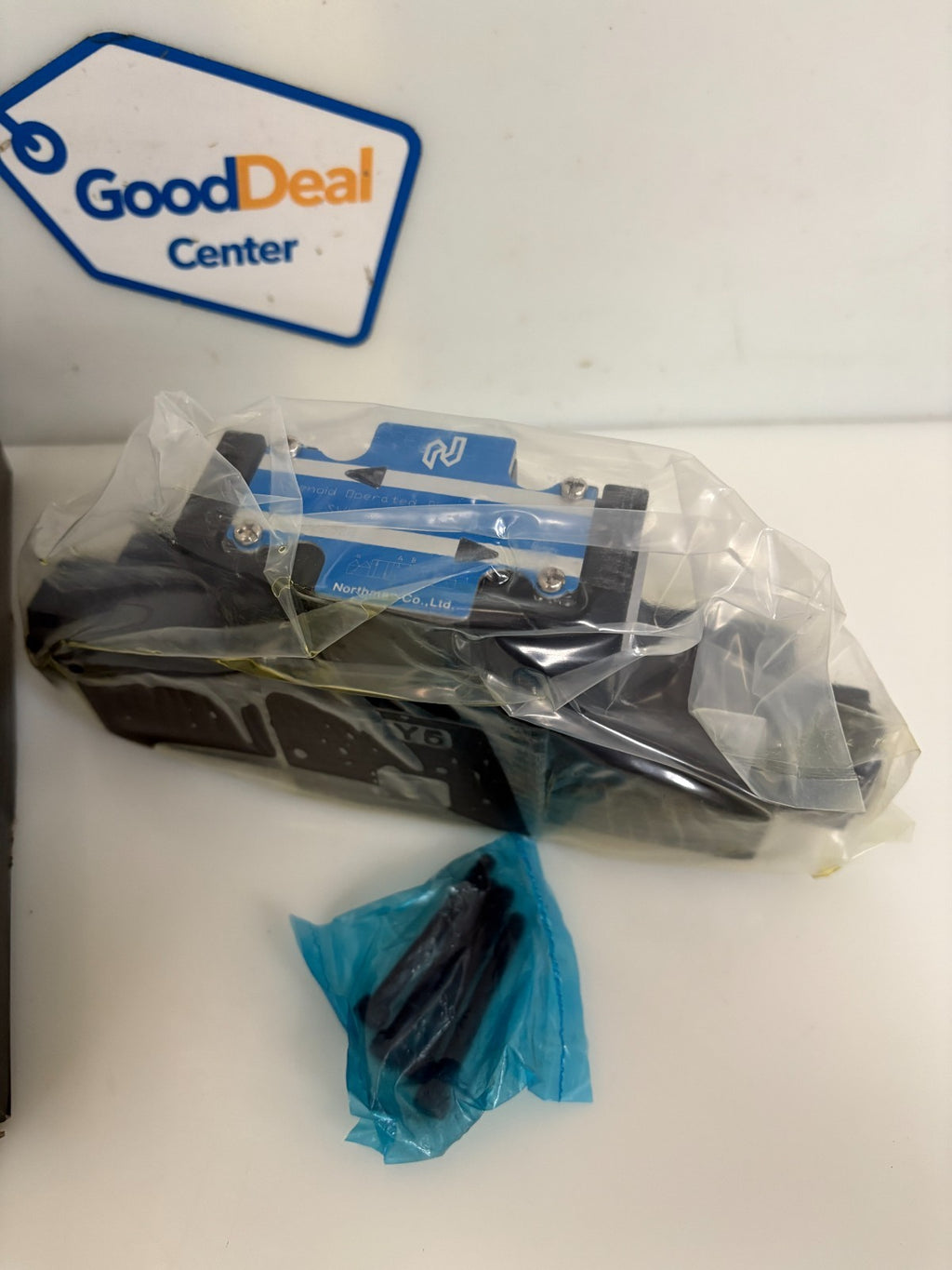 NORTHMAN DIRECTIONAL CONTROL VALVE SWH-G02-C2-A120-10-N