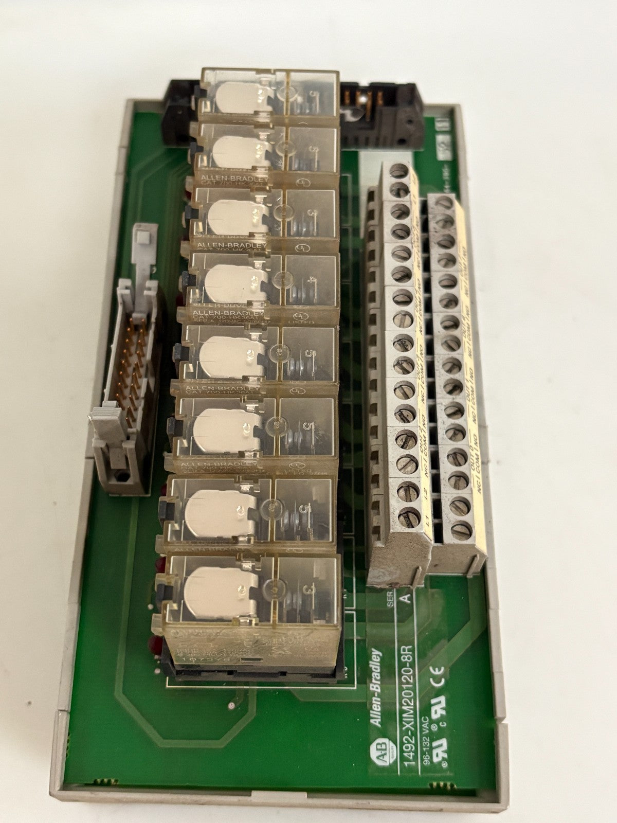 ALLEN BRADLEY 8 RELAY MODULE 1492-XIM 20120-BR2