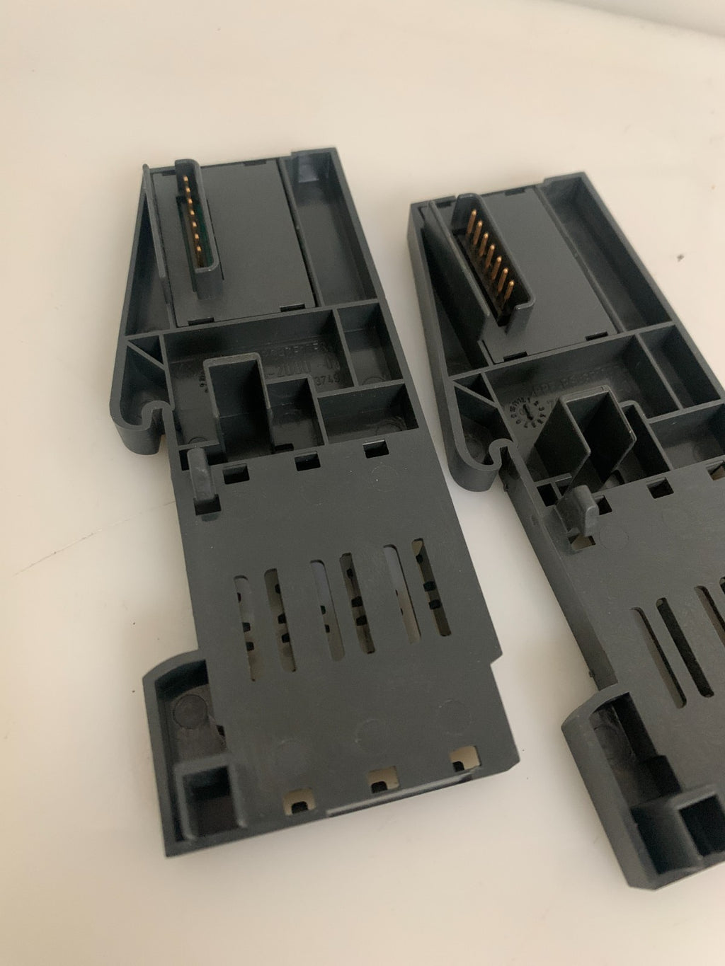 LOT OF 3 SIEMENS TERMINATION MODULE 6 ES7193-4JA00-0AA0